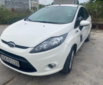 Ford Fiesta 2013 - Đăng ký 2013, xe gia đình, giá 268tr