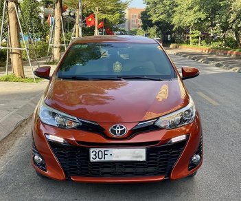 Toyota Yaris 2019 - Màu đỏ, nhập khẩu nguyên chiếc