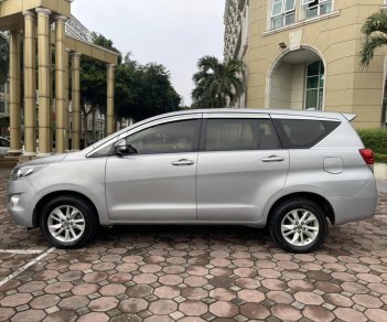 Toyota Innova 2017 - Toyota Innova 2017 số sàn tại Hà Nội