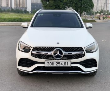 Mercedes-Benz GLC 300 2021 - Xe màu trắng