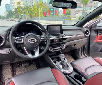 Kia Cerato 2020 - Màu titan, xe rất mới