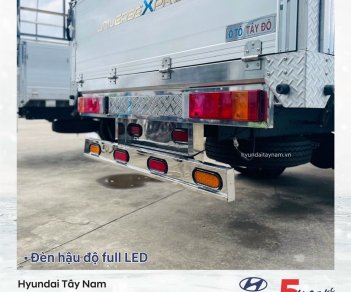 Hyundai Mighty 2022 - Thùng mui bạt full inox bừng nhôm(sẵn xe giao), tải trọng 6700kg -thùng dài 6300mm