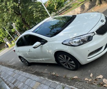 Kia K3 2013 - Xe màu trắng