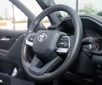 Toyota Land Cruiser 2021 - Model 2022, odo 1v2 km