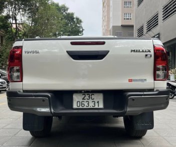 Toyota Hilux 2021 - Toyota Hilux 2021 số tự động