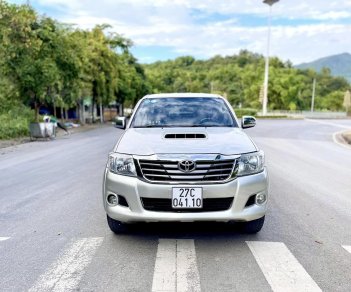 Toyota Hilux 2012 - Toyota Hilux 2012 tại Điện Biên