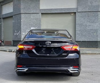Toyota Camry 2019 - Xe màu đen, nhập khẩu nguyên chiếc
