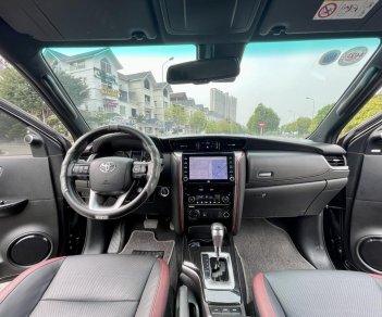 Toyota Fortuner 2020 - Biển HN, công ty xuất hoá đơn 1 tỷ