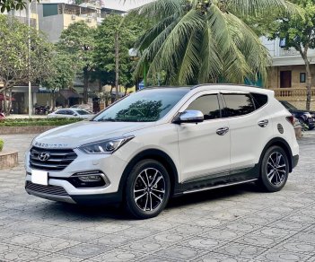 Hyundai Santa Fe 2016 - Cần bán lại xe giá cạnh tranh