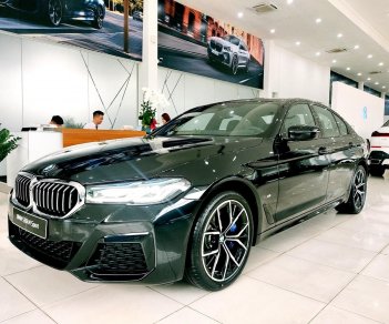 BMW 520i 2022 - Nhận booking toàn miền Bắc để được ưu đãi giảm tiền mặt cả trăm triệu T12/2022