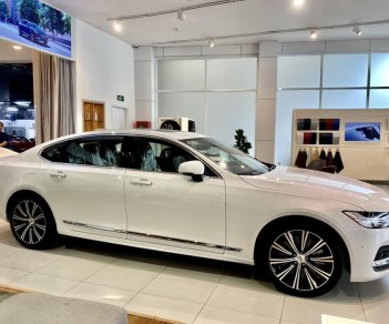 Volvo S90 2022 - Sẵn xe đủ màu giao ngay - Hỗ trợ trả góp, nhiều quà tặng hấp dẫn