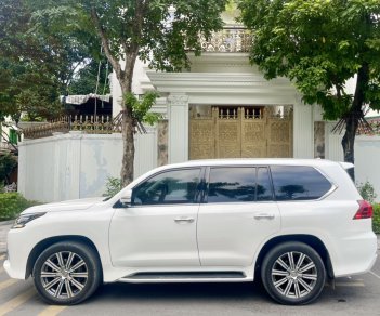 Lexus LX 570 2015 - Bán xe màu trắng