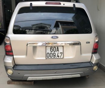 Ford Escape 2007 - Màu bạc giá hữu nghị