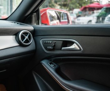 Mercedes-Benz CLA 250 2016 - Xe đẹp, 1 chủ từ đầu, nội thất mới