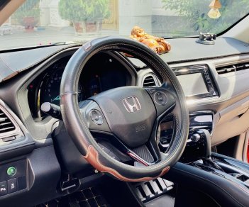 Honda HR-V 2019 - Giá 679tr, xe còn rất đẹp và mới