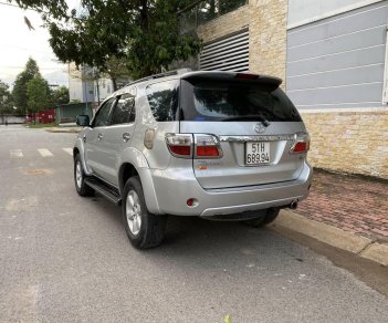 Toyota Fortuner 2009 - Màu bạc