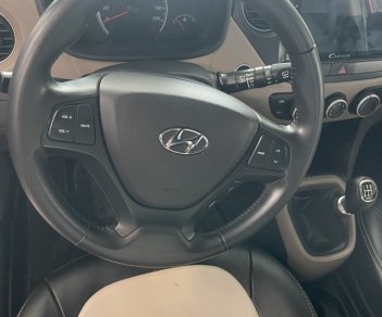 Hyundai Grand i10 2017 - Màu đỏ, giá chỉ 288 triệu