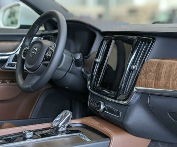 Volvo S90 2022 - Sẵn xe đủ màu giao ngay - Hỗ trợ trả góp, nhiều quà tặng hấp dẫn