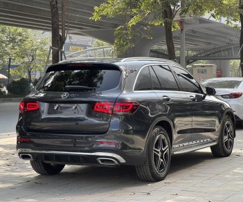 Mercedes-Benz GLC 300 2021 - Cần bán xe odo 2v4 km