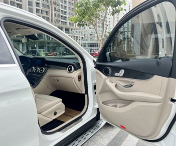 Mercedes-Benz GLC 200 2021 - Siêu lướt