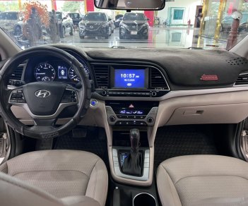 Hyundai Elantra 2018 - Bản cao cấp full options, máy zin tuyệt đối