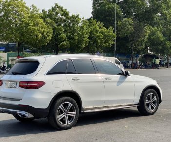 Mercedes-Benz GLC 250 2017 - Xe đẹp, giá tốt - Odo 6v3 km - Đã lên phụ kiện chính hãng