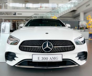 Mercedes-Benz 2022 - Xe sẵn giao ngay