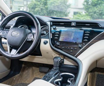 Toyota Camry 2019 - Cần bán lại xe