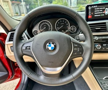 BMW 320i 2018 - Bán xe đỏ cam, nội thất đen kem