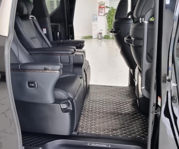 Toyota Alphard 2018 - Đăng ký cá nhân