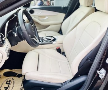 Mercedes-Benz C180 2020 - Xe màu đen, còn bảo hành hãng đến 2023