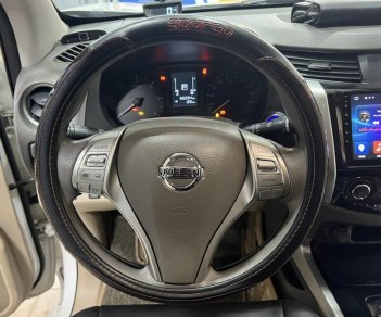 Nissan Navara 2016 - Xe màu trắng