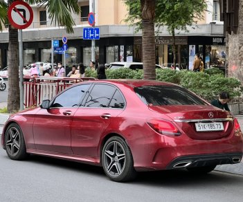 Mercedes-Benz 2019 - Chạy 36 ngàn mới như xe thùng