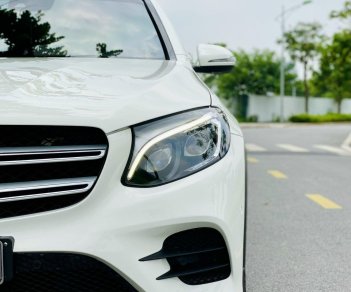 Mercedes-Benz GLC 300 2016 - Tên tư nhân, biển tỉnh