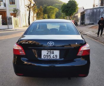Toyota Vios 2011 - Xe màu đen giá cạnh tranh