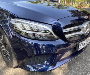 Mercedes-Benz C180 2020 - Bán xe mua mới model 2020, màu xanh đen