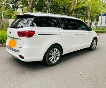 Kia Carnival 2019 - Máy dầu - màu trắng nội thất kem - Giá 1 tỷ 018tr