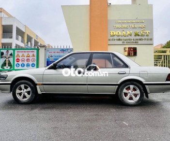 Nissan Bluebird gđ cần bán . 1992 - gđ cần bán .