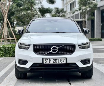 Volvo XC40 2019 - Bảo hành chính hãng, giá rẻ nhất thị trường