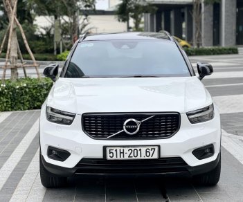 Volvo XC40 2019 - Bảo hành chính hãng, giá rẻ nhất thị trường