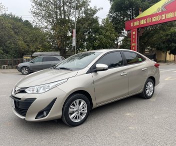 Toyota Vios 2020 - Đăng ký 2021, số tay 1 chủ, mới đi được đúng 2v km, sơn zin cả xe. Mới quá