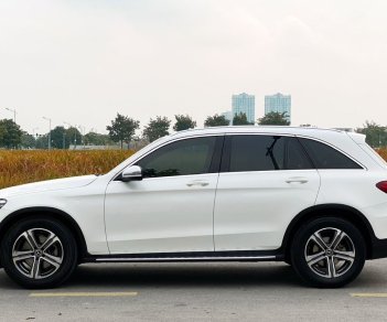 Mercedes-Benz GLC 200 2019 - Chạy 2.8v km