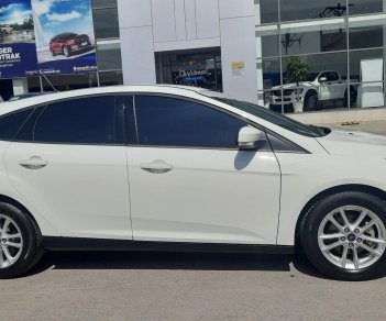 Ford Focus 2019 - Màu trắng nội thất đen