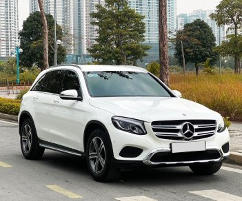 Mercedes-Benz GLC 200 2019 - Chạy 2.8v km