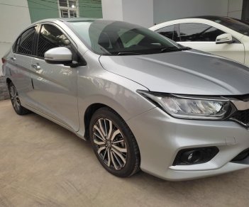 Honda City 2018 - Màu bạc, giá 475tr