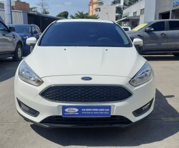 Ford Focus 2019 - Màu trắng nội thất đen