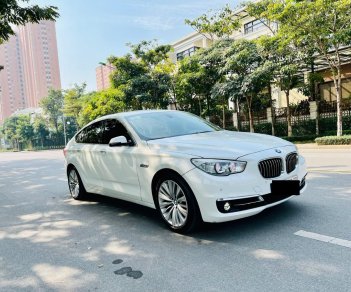 BMW 528i 2015 - Trắng nội thất nâu, chạy hơn 6 vạn siêu mới, nhập khẩu nguyên chiếc, lên rất nhiều đồ