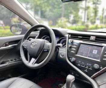 Toyota Camry 2021 - Chạy 2 vạn km, biển tỉnh