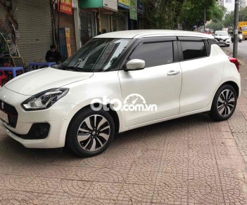 Suzuki Swift 2019 - Màu trắng, xe nhập