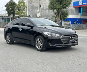 Hyundai Elantra 2019 - Xe màu đen, giá cạnh tranh